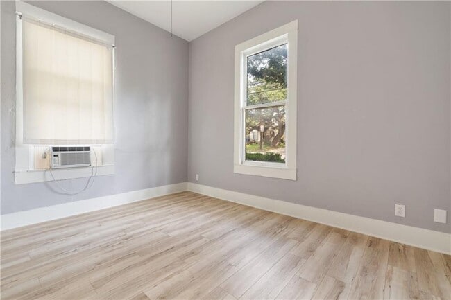 Photo - 14 BEDROOM 7 BATH HOUSE