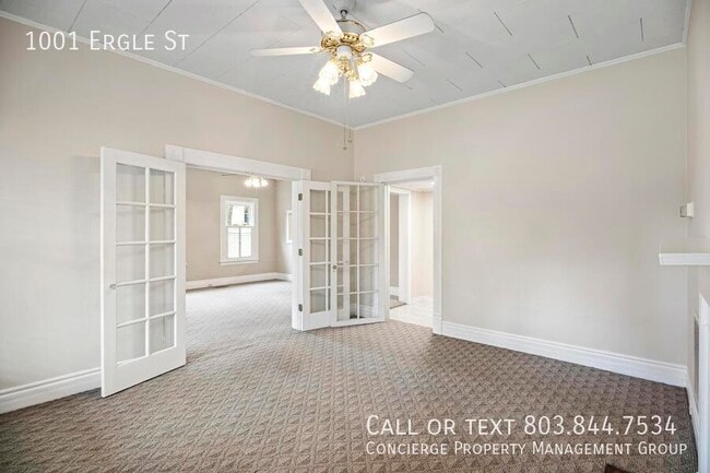 Photo - 1001 Ergle St