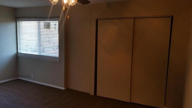 Photo - 46 Sandalwood Cir