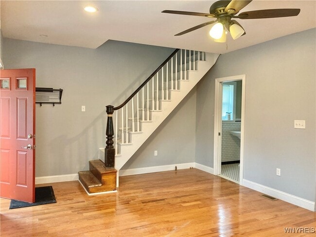 Photo - 143 Cottage St