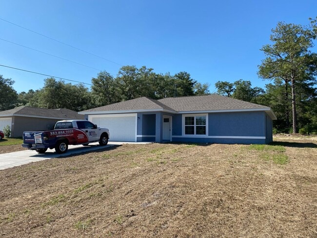 Photo - Custom Home - Desirable SW Ocala neighborhood 3/2/2 ** Wont Last**