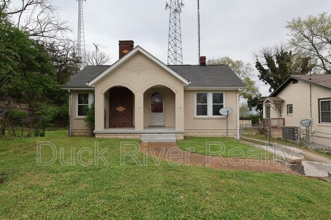 Building Photo - 504 W 6th St