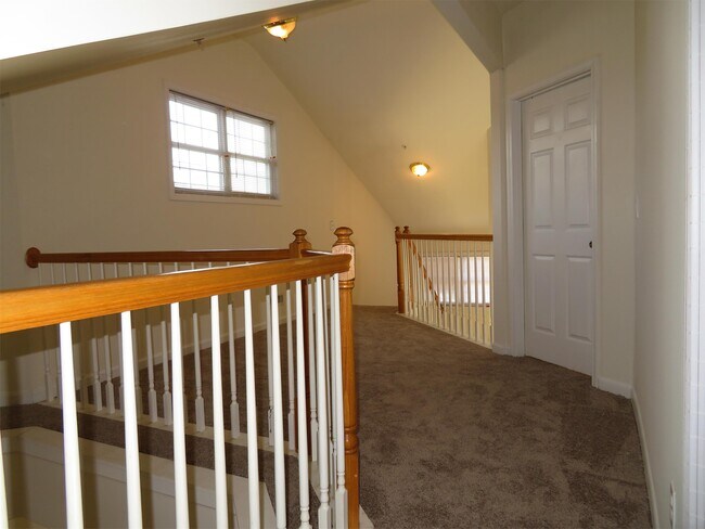 Photo - 8802 Fairview Bluff Townhome