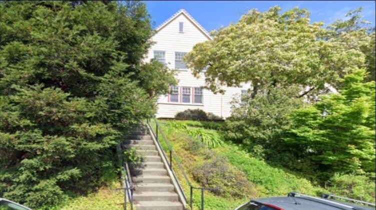 Photo - 130 B St House