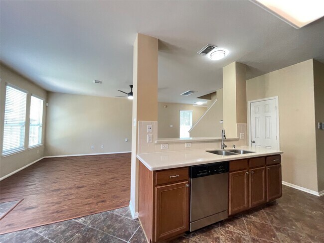 Photo - 13518 Primula Ct