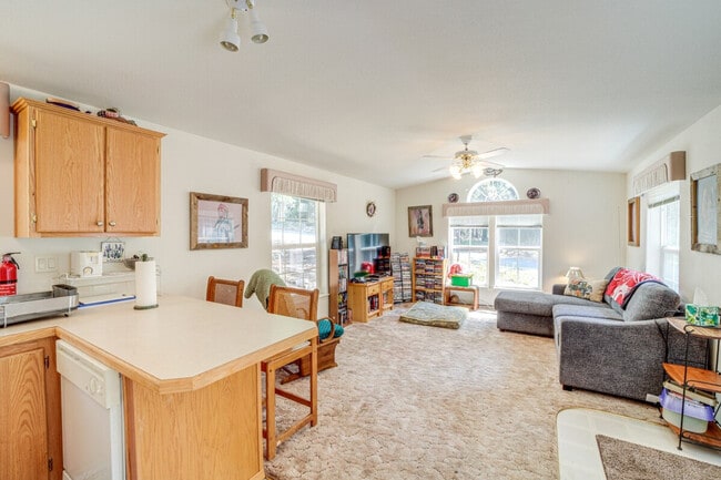 Photo - 16934 Tyee Dr Unit ID1385660P