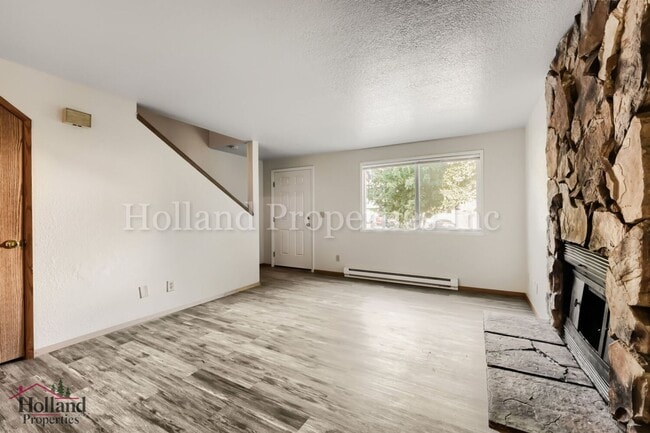 Photo - 4630 SW Southview Terrace