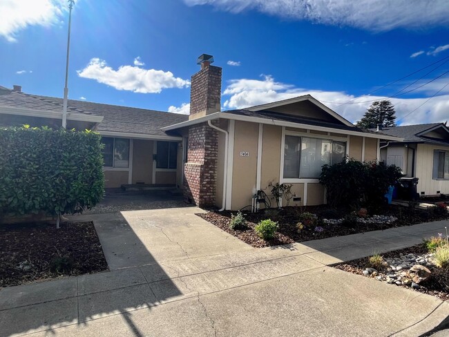 3 BD/2 BA Duplex in Santa Clara - Newly Re... - 3 BD/2 BA Duplex in Santa Clara - Newly Re... Condominio