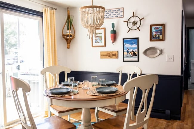 Photo - 431 Winnacunnet Rd