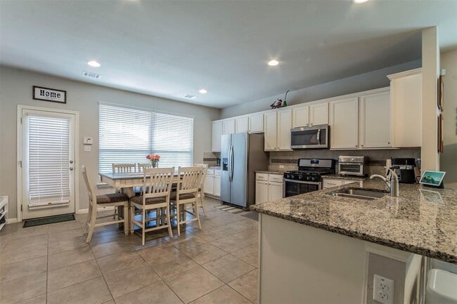 Photo - 352 S Brook Dr