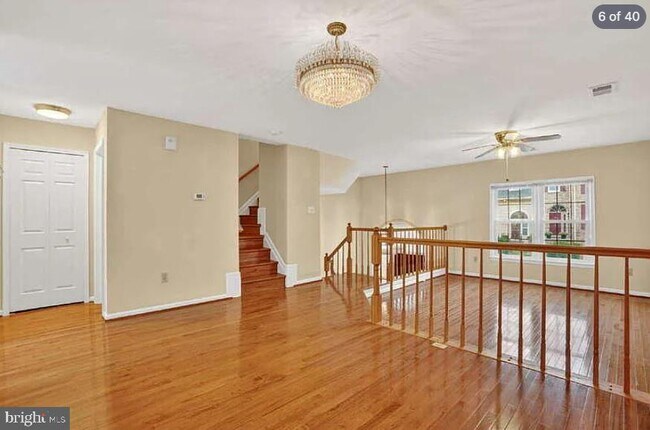 Photo - 7427 Salford Ct