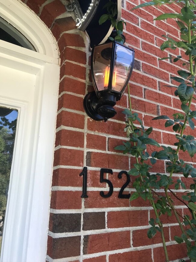 Photo - Nice 2 bedroom 2.5 bath town home in quiet neighborhood in town