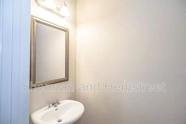 Photo - 401 Joiner Cir Unit 401