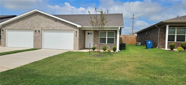 Photo - 6811 NW Toby St