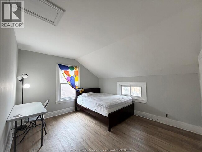 Photo - 1117 Dougall Ave