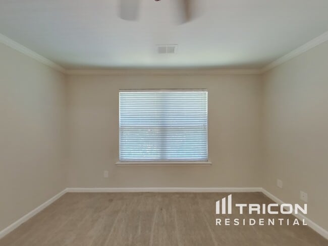 Photo - 2298 Shady Dr