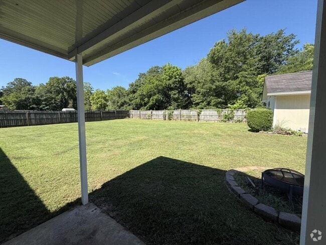 Building Photo - 105 Wake Forest Dr Rental