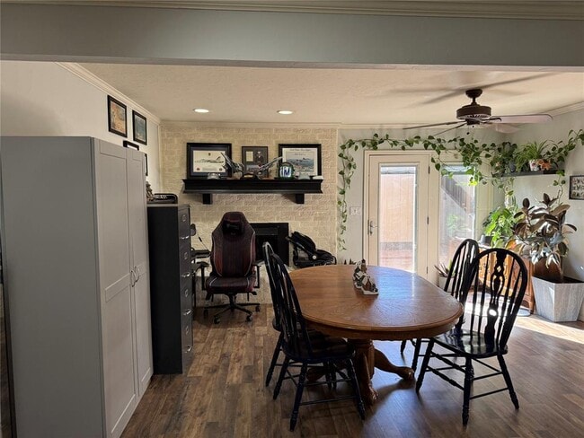 Photo - 1327 Canterbury Blvd