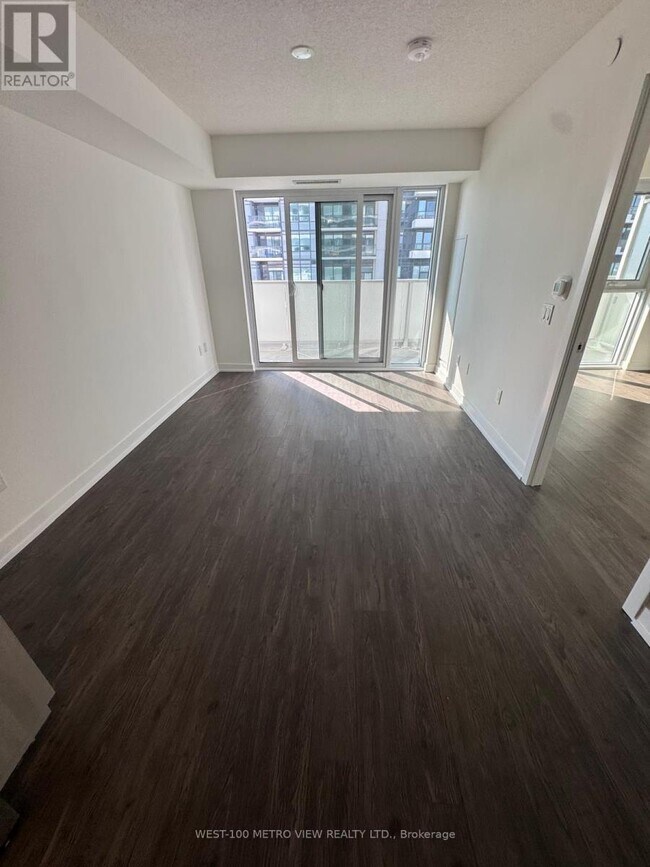 Photo - 1010 Sandy Beach Rd Unité 610