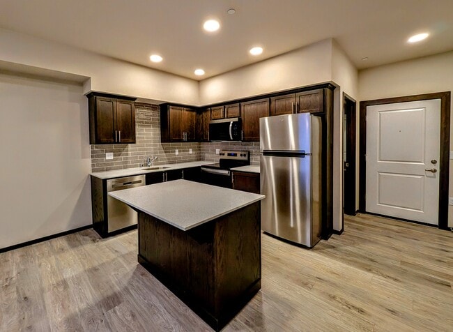 Photo - Kingswood Village