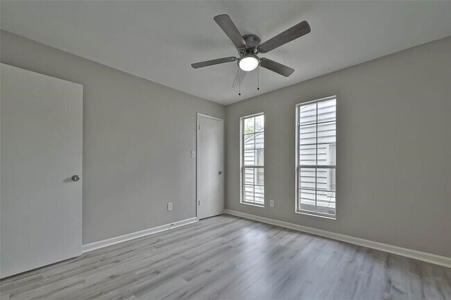 Photo - 17805 Villa Way Dr