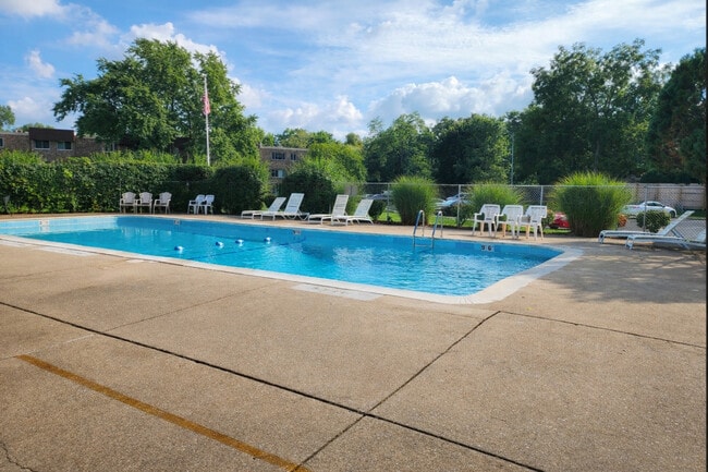 Photo - 2650 Brookwood Way Dr Unit 201B