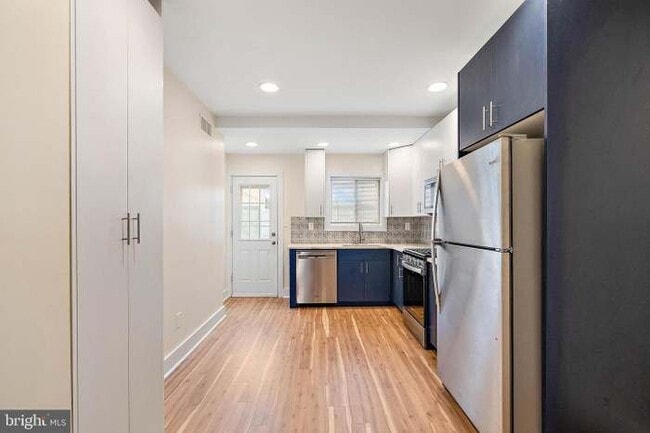 Photo - 2225 S Rosewood St