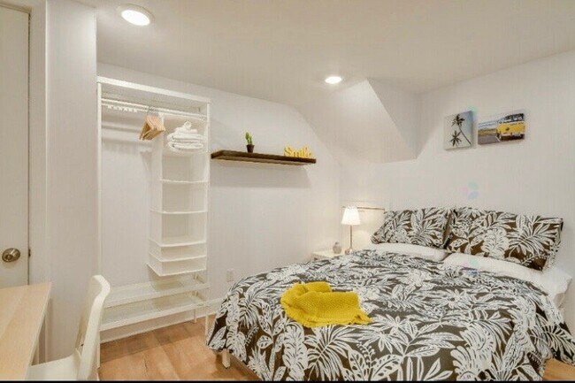 Photo - 4290 Av. Kent