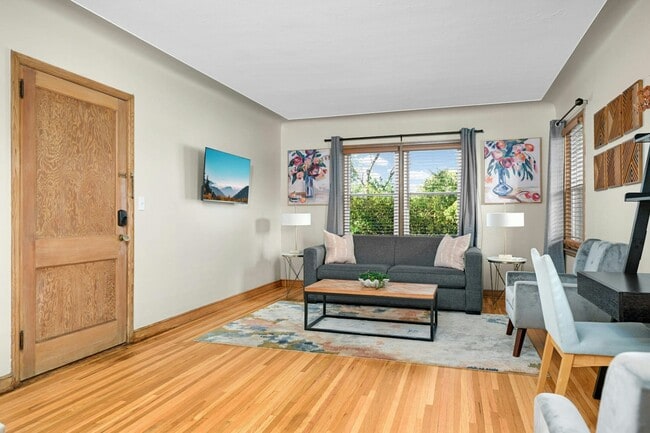 Photo - 5713 Lyndale Ave S Unit 1 - lower left