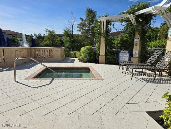 Photo - 12940 Positano Cir Unit 201