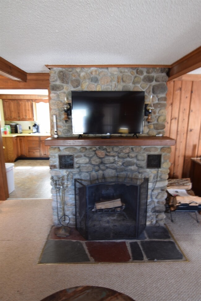 Photo - 249 Pollard Rd