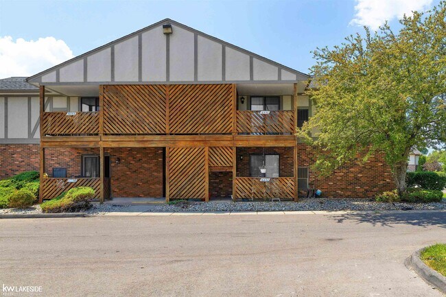 Photo - 16446 Clarkson Dr Rental