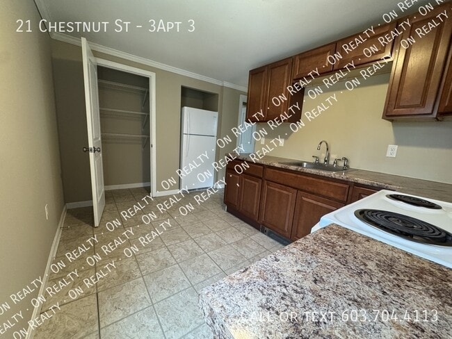 Building Photo - 21 Chestnut St Unit 3Apt 3