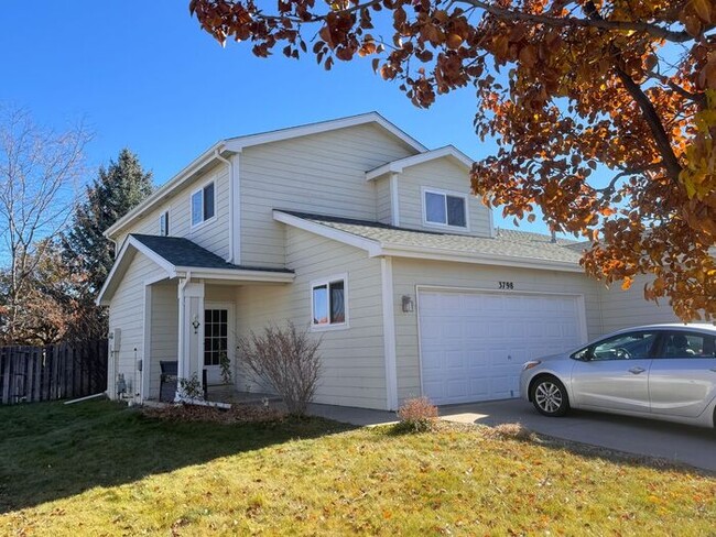 Cozy 3 bedroom in North Loveland - Cozy 3 bedroom in North Loveland Casa Adosada