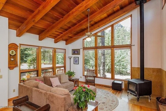 Photo - 2255 Pine Dr