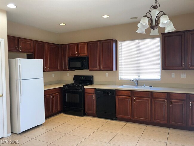 Photo - 7689 Mocorito Ave