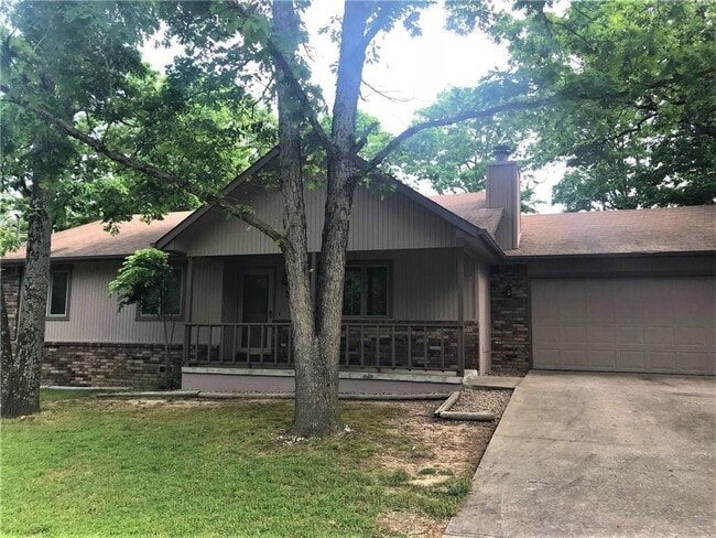 Photo - 5 Pinehurst Dr