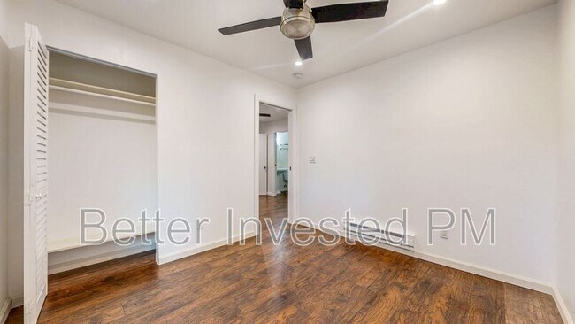 Photo - 531 Living Oak Ct