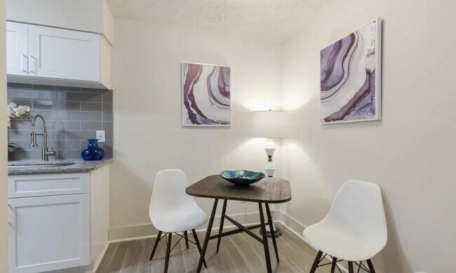 1898 Springs Rd Unit 05E