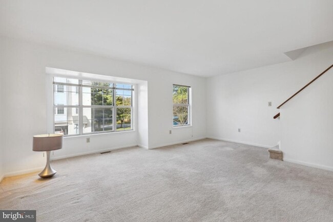 Photo - 18221 Fox Chase Cir