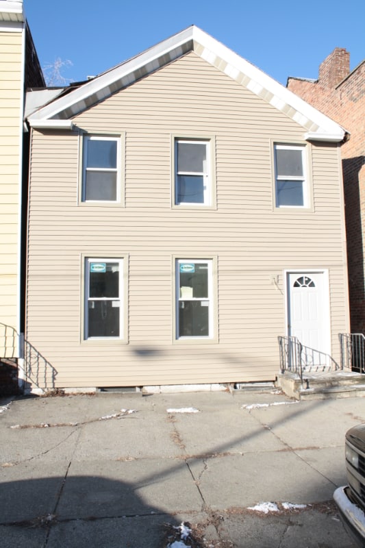 Photo - 447 3rd St