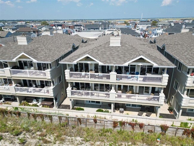 Building Photo - 1051 Oceanfront Unit 6 Rental