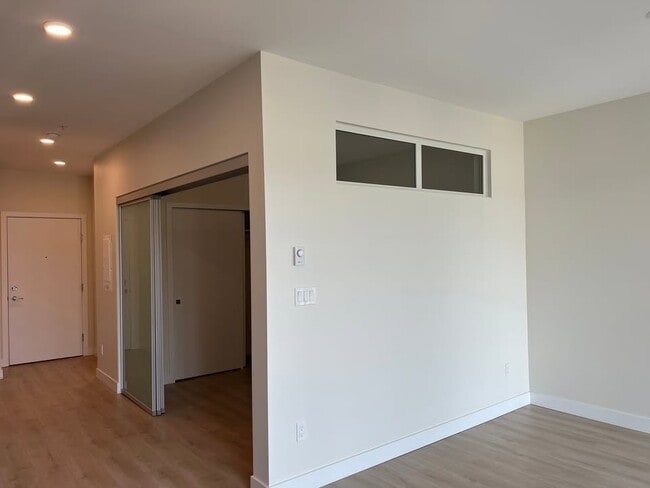 Photo - 1792 Starling Dr