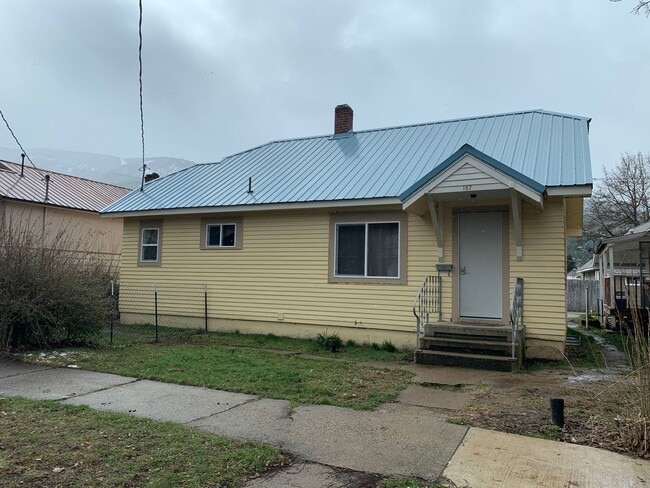 2 bedroom 1 bath house located in Kellogg,... - 2 bedroom 1 bath house located in Kellogg,...