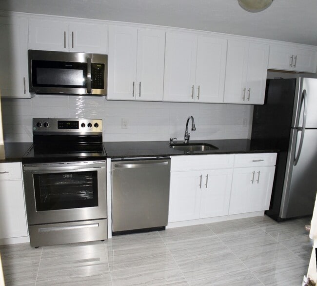 Photo - 57 Colborne Rd Unit 3