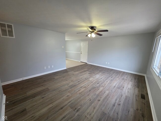 Photo - 1936 Heather Ct