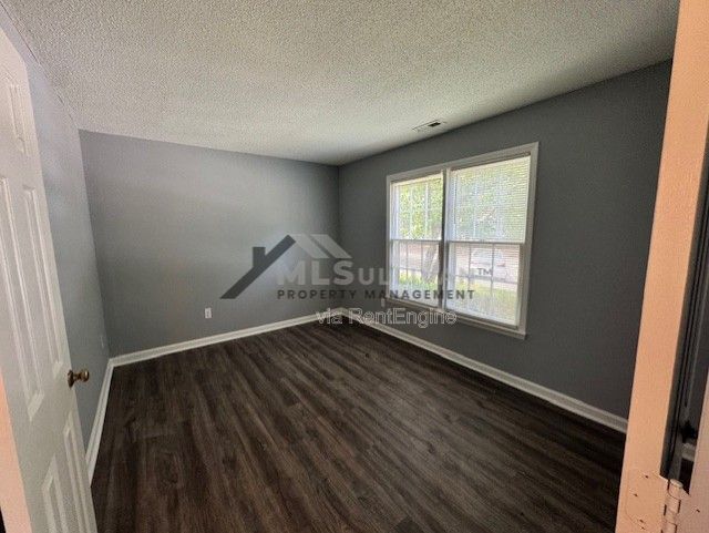 Photo - 120 Timber Ridge Dr