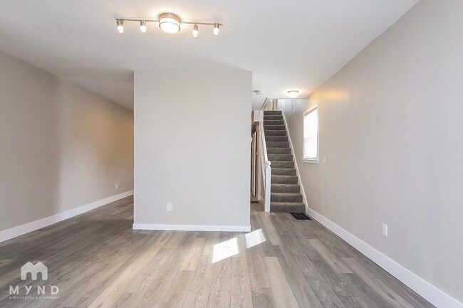 Photo - 1276 Wager St