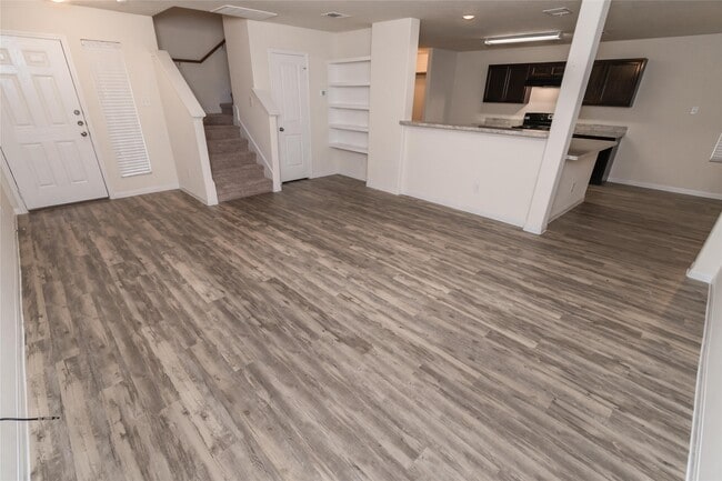 Photo - 12051 Munich Dr