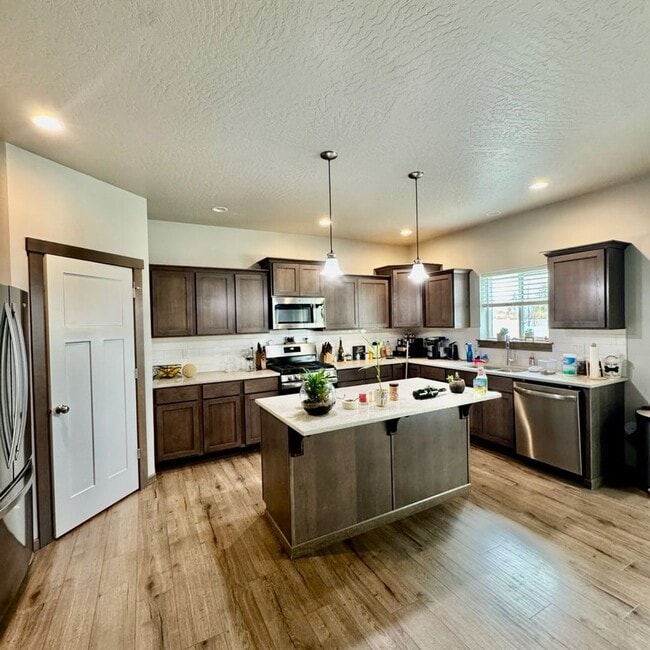 Photo - Beautiful 4 bedroom home